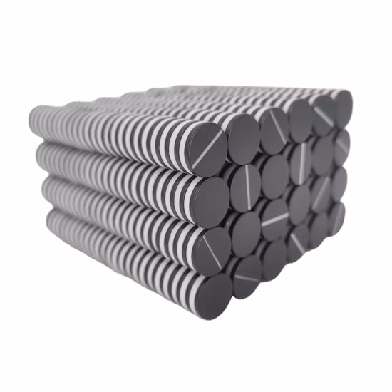 Imãs redondos de neodímio N52 revestidos de borracha preta à prova d'água Epóxi